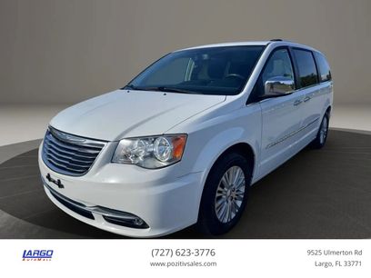 Used 2015 Chrysler Town & Country Limited