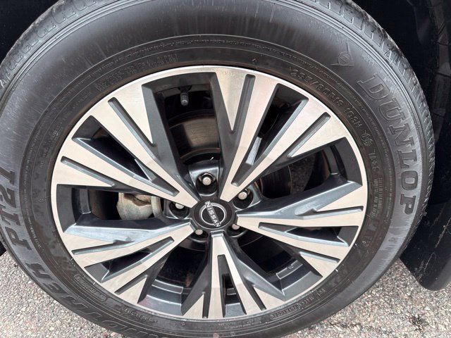 Used 2023 Nissan Rogue SV AWD/4WD image 10