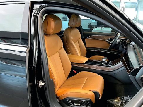 Used 2024 Audi A8 L 3.0T image 9