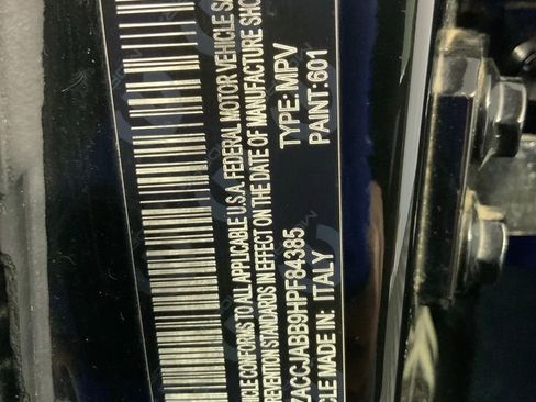 Used 2017 Jeep Renegade Latitude w/ Popular Equipment Group image 34