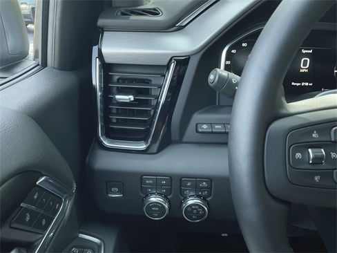 New 2026 GMC Sierra 1500 Denali image 10