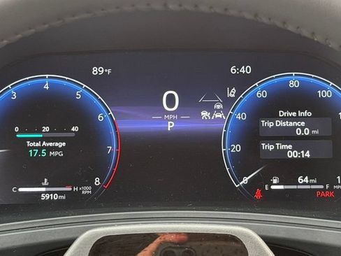 Certified 2025 Toyota Grand Highlander AWD image 30