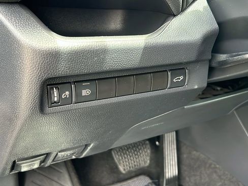 Used 2023 Toyota RAV4 XLE w/ Convenience Package FWD image 14