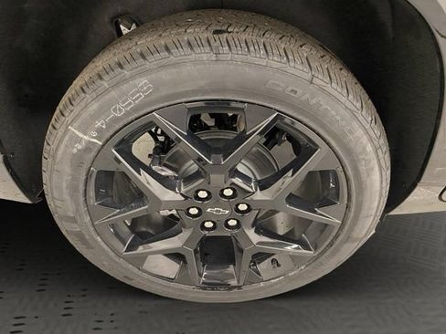 New 2026 Chevrolet Traverse RS w/ LPO, Floor Liner Package AWD/4WD image 15
