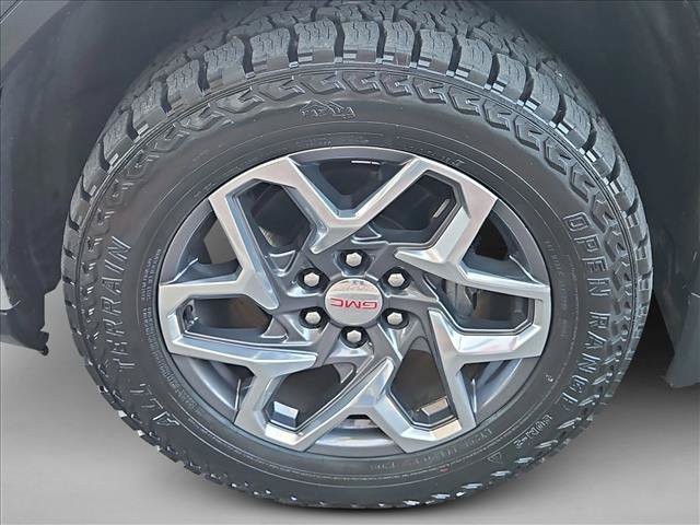 Used 2023 GMC Sierra 1500 SLT w/ SLT Premium Package AWD/4WD image 29