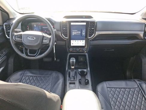 Used 2024 Ford Ranger XLT RWD image 7