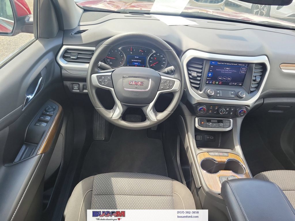 Used 2023 GMC Acadia SLE AWD/4WD image 8