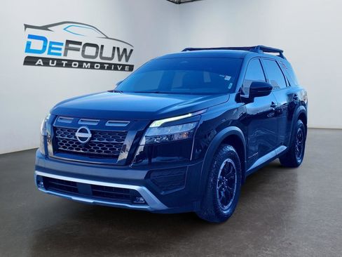 Used 2024 Nissan Pathfinder Rock Creek image 7