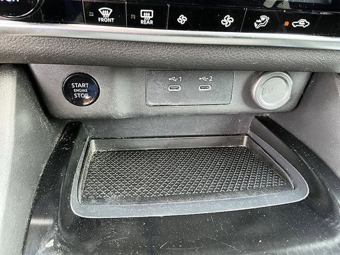 Used 2024 Nissan Rogue SV AWD/4WD image 18