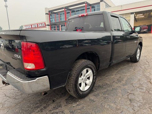 Used 2018 RAM 1500 ST w/ SXT Appearance Group AWD/4WD image 11