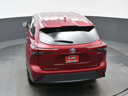 Used 2023 Toyota Highlander Limited image 41