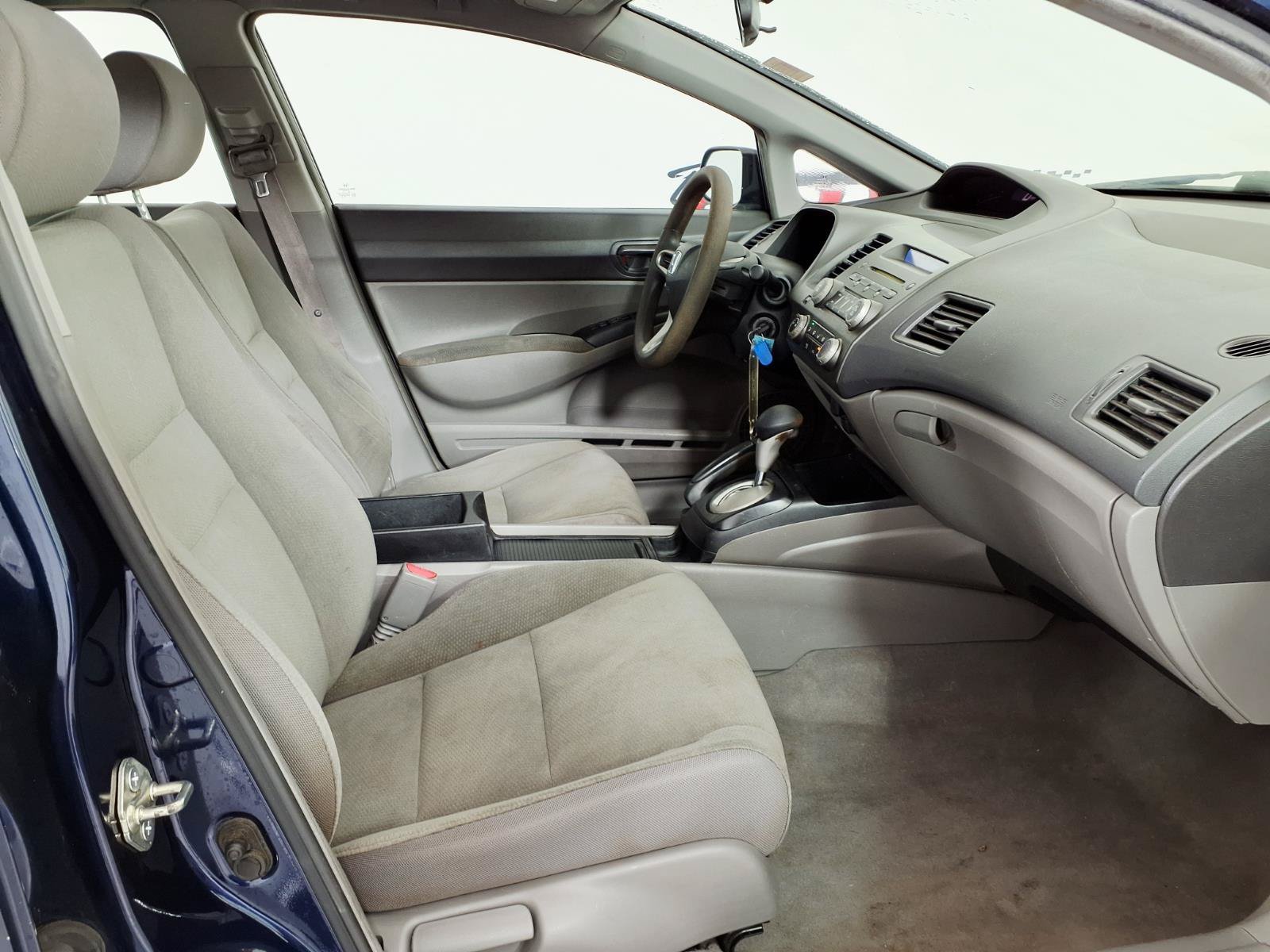 Used 2011 Honda Civic DX-VP image 8