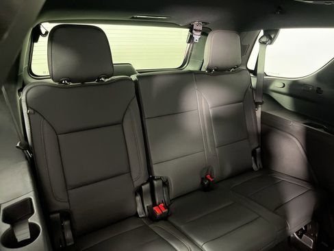 New 2026 Chevrolet Tahoe High Country AWD/4WD image 15