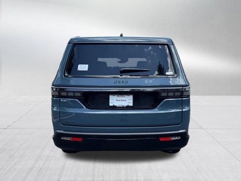 New 2026 Jeep Grand Wagoneer L Limited AWD/4WD image 6