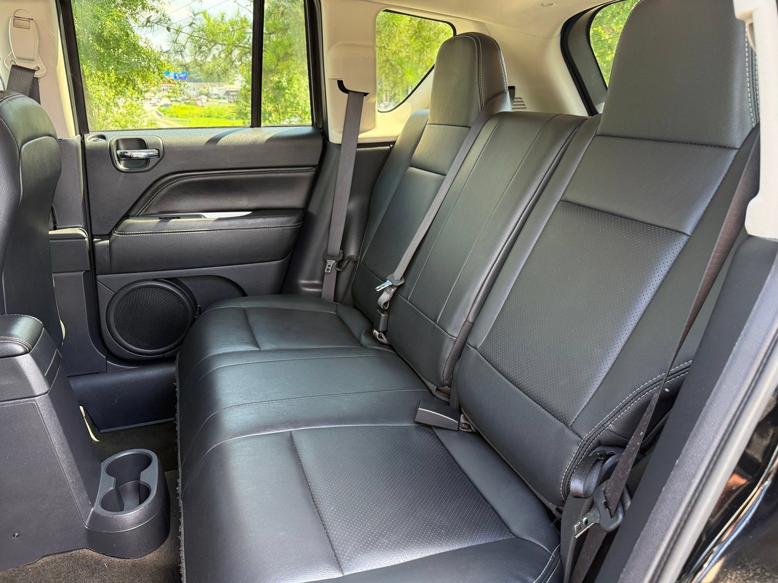 Used 2017 Jeep Compass High Altitude FWD image 39