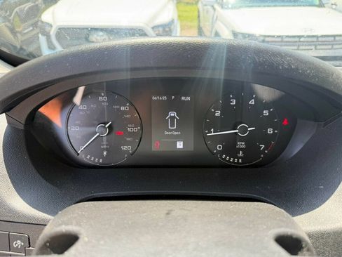 Used 2025 RAM ProMaster 2500 w/ Convenience Group FWD image 4