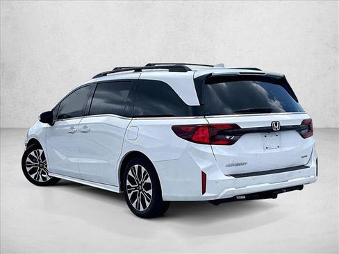 Used 2025 Honda Odyssey Elite image 13
