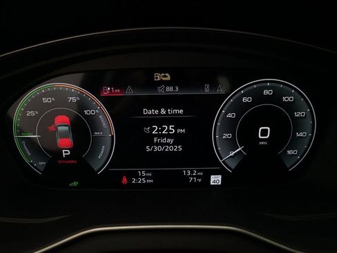 New 2025 Audi Q5 e Premium Plus image 2