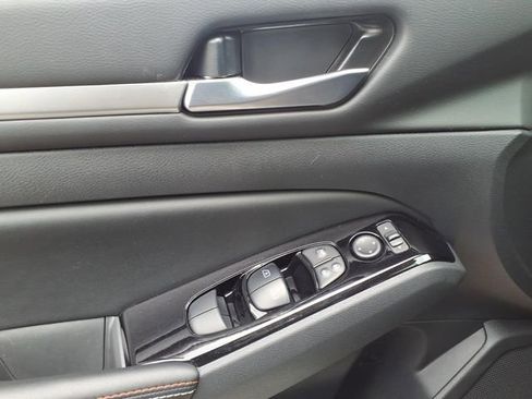 Certified 2025 Nissan Altima 2.5 SR w/ SR Premium Package image 14