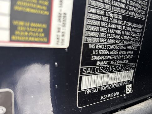 Used 2019 Land Rover Range Rover HSE image 31