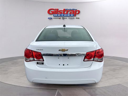Used 2015 Chevrolet Cruze LS image 4
