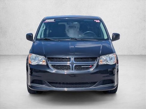 Used 2016 Dodge Grand Caravan SE w/ Quick Order Package 29E SE FWD image 2