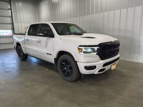 Used 2021 RAM 1500 Laramie AWD/4WD image 2