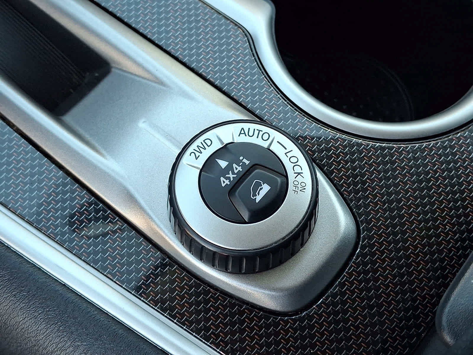 Used 2020 Nissan Pathfinder SV w/ Rock Creek Edition AWD/4WD image 27