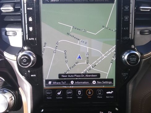 Used 2020 RAM 1500 Limited image 31