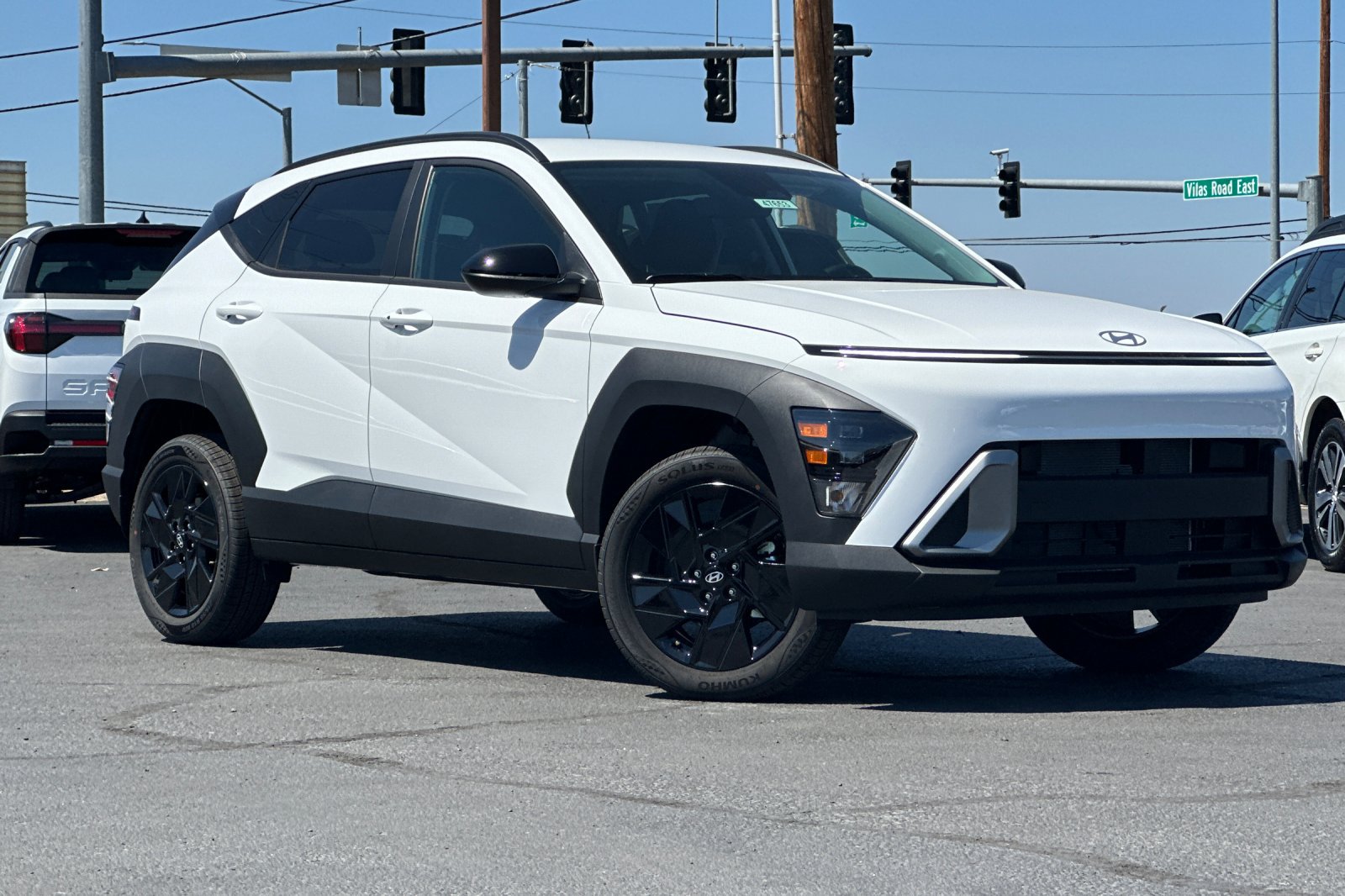 New 2027 Hyundai Kona SEL Sport AWD/4WD image 2
