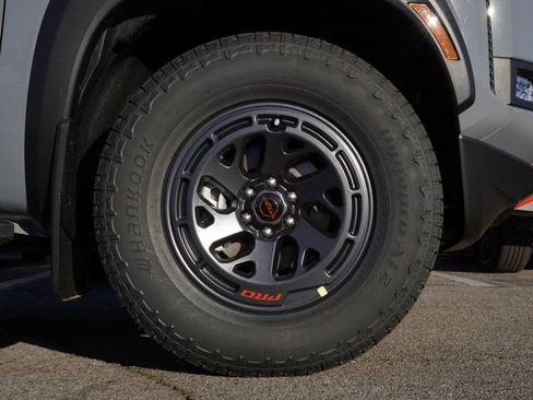 New 2026 Nissan Frontier Pro-X image 7