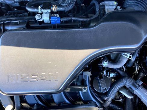 Used 2019 Nissan Rogue Sport SV image 32