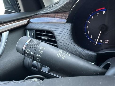 Used 2013 Cadillac XTS Luxury w/ Driver Awareness Package image 41