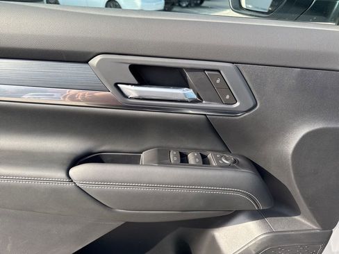 New 2026 GMC Terrain Elevation image 13