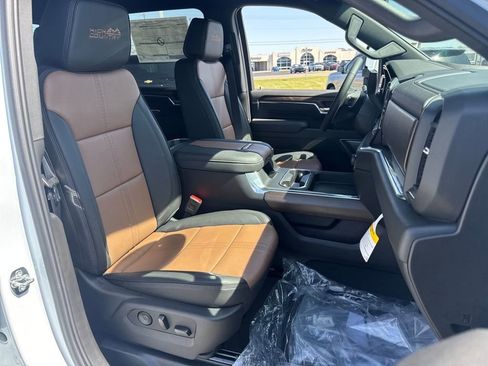 New 2026 Chevrolet Silverado 2500 High Country w/ Z71 Off-Road Package image 12