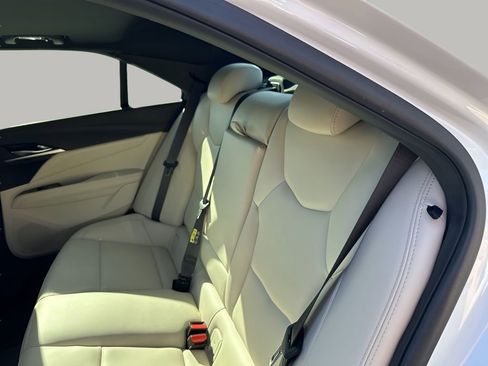 Used 2020 Cadillac CT4 Luxury w/ Sun And Sound Package image 18