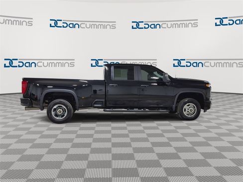 Used 2020 Chevrolet Silverado 3500 W/T w/ WT Convenience Package image 2