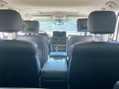 Used 2023 Nissan Armada Platinum w/ Captain's Chairs Package AWD/4WD image 15