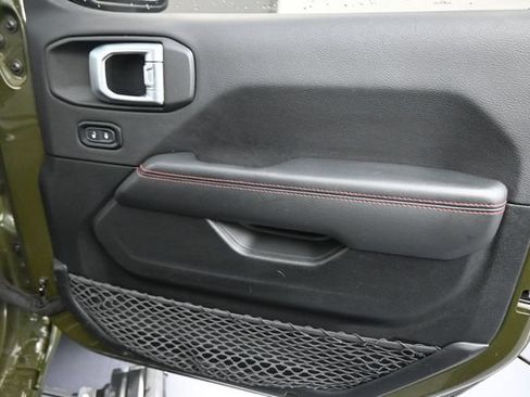 Used 2021 Jeep Wrangler Unlimited Rubicon AWD/4WD image 22