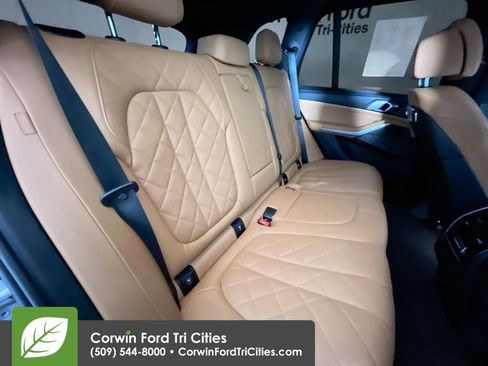 Used 2025 BMW X5 M60i w/ Climate Comfort Package image 16