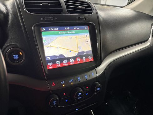Used 2019 Dodge Journey Crossroad w/ Nav & Sun Group image 13