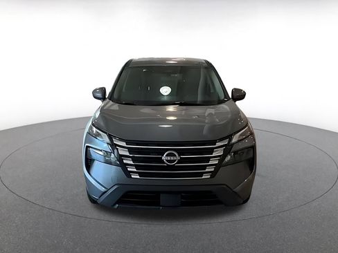 Used 2025 Nissan Rogue SV FWD image 4