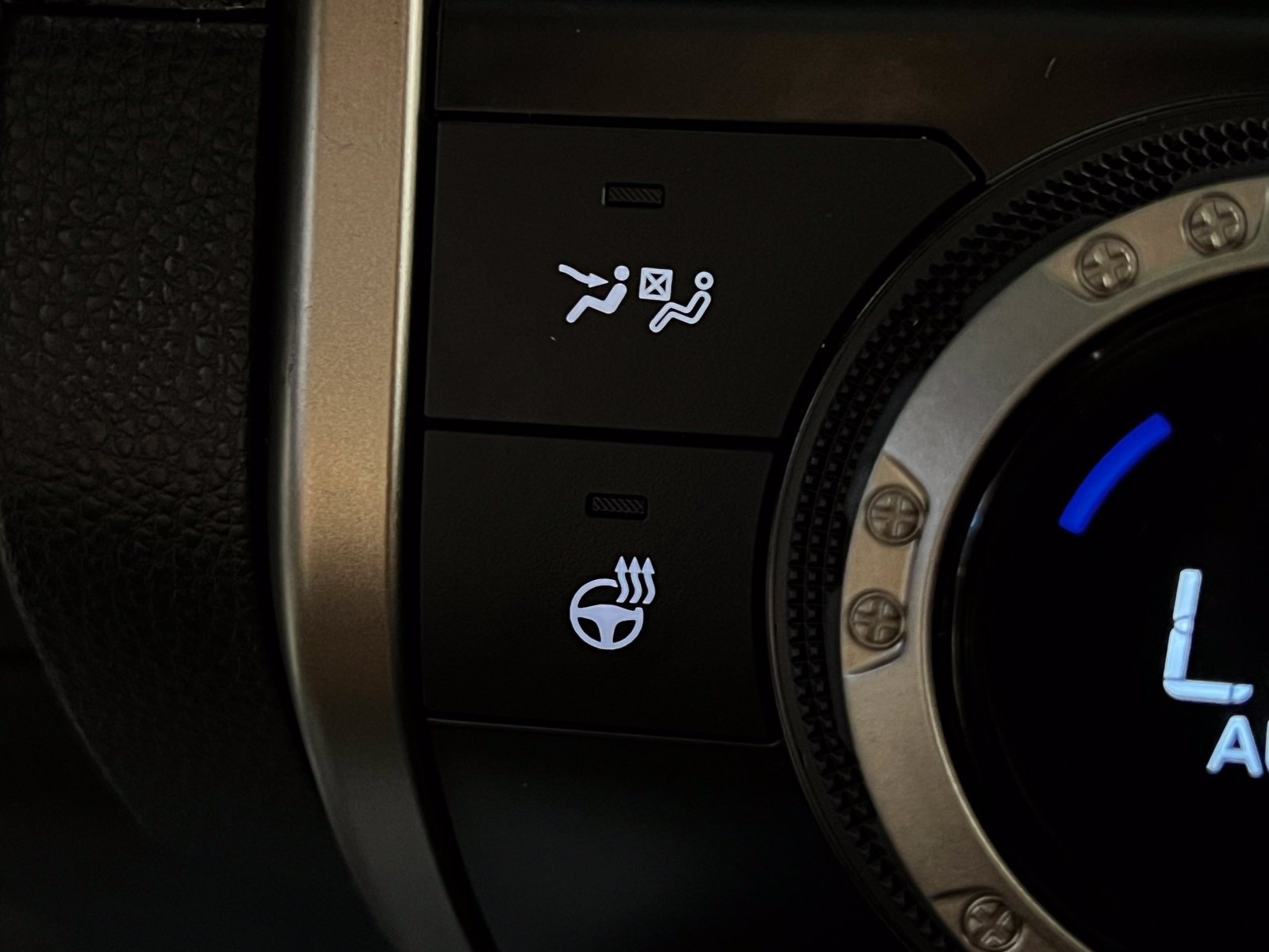 Certified 2025 Toyota 4Runner Limited AWD/4WD image 22