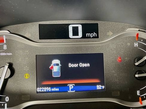 Used 2023 Honda Ridgeline Black Edition image 14