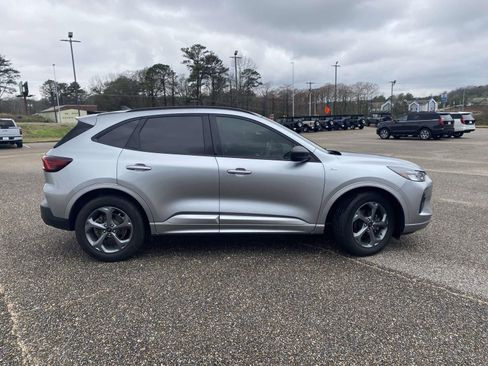 Used 2023 Ford Escape ST-Line image 8