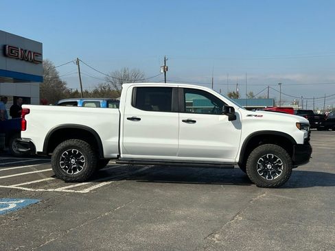 New 2026 Chevrolet Silverado 1500 ZR2 image 4