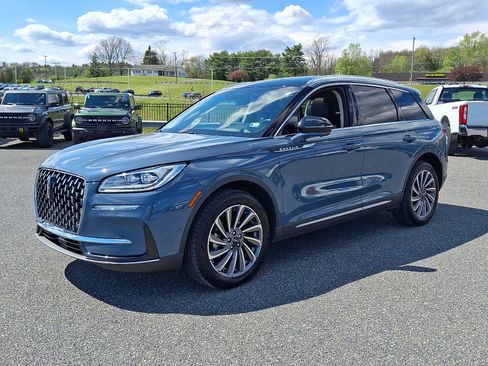 Certified 2023 Lincoln Corsair Reserve w/ Equipment Group 202A AWD/4WD image 3
