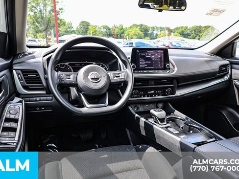 Used 2024 Nissan Rogue SV FWD image 29