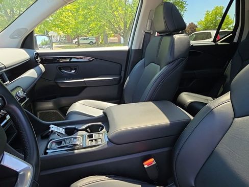 Used 2023 Honda Pilot Touring image 23