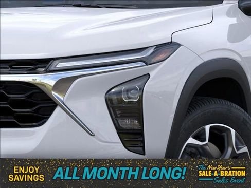 New 2026 Chevrolet Trax LT w/ Driver Confidence Package image 10